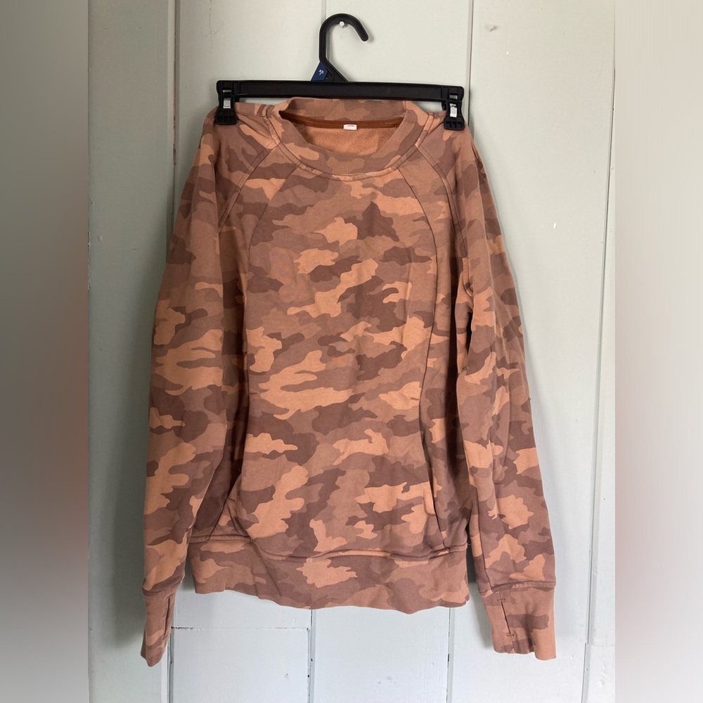 Lululemon sweatshirt